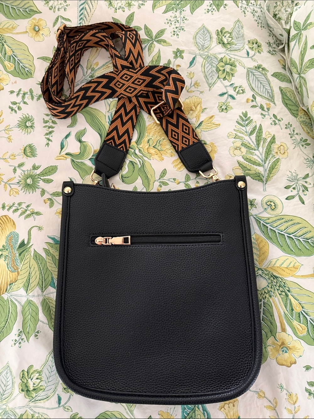 Black Crossbody Bag with Patterned Strap - Sleek Everyday Shoulder Bag